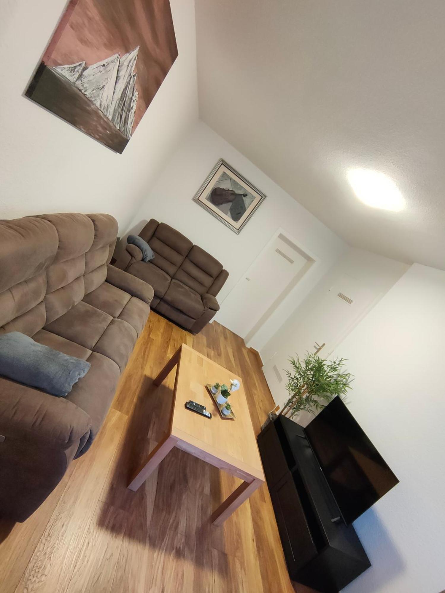 Large Central Apartment - Modern & Fully Equipped - Near Fair Кьолн Екстериор снимка