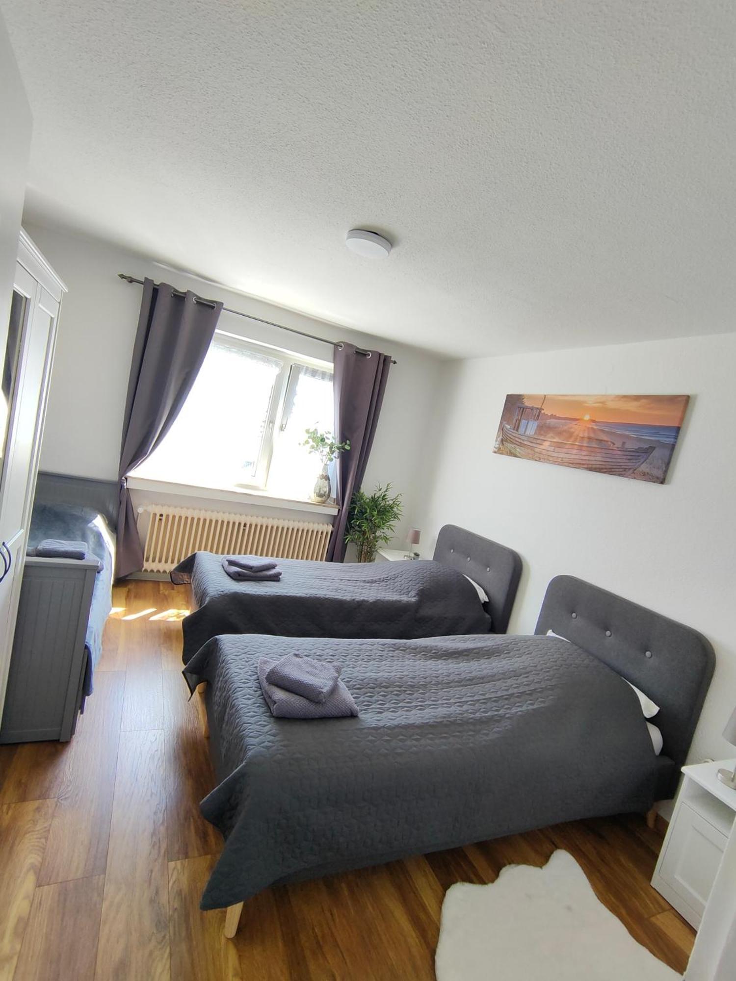 Large Central Apartment - Modern & Fully Equipped - Near Fair Кьолн Екстериор снимка