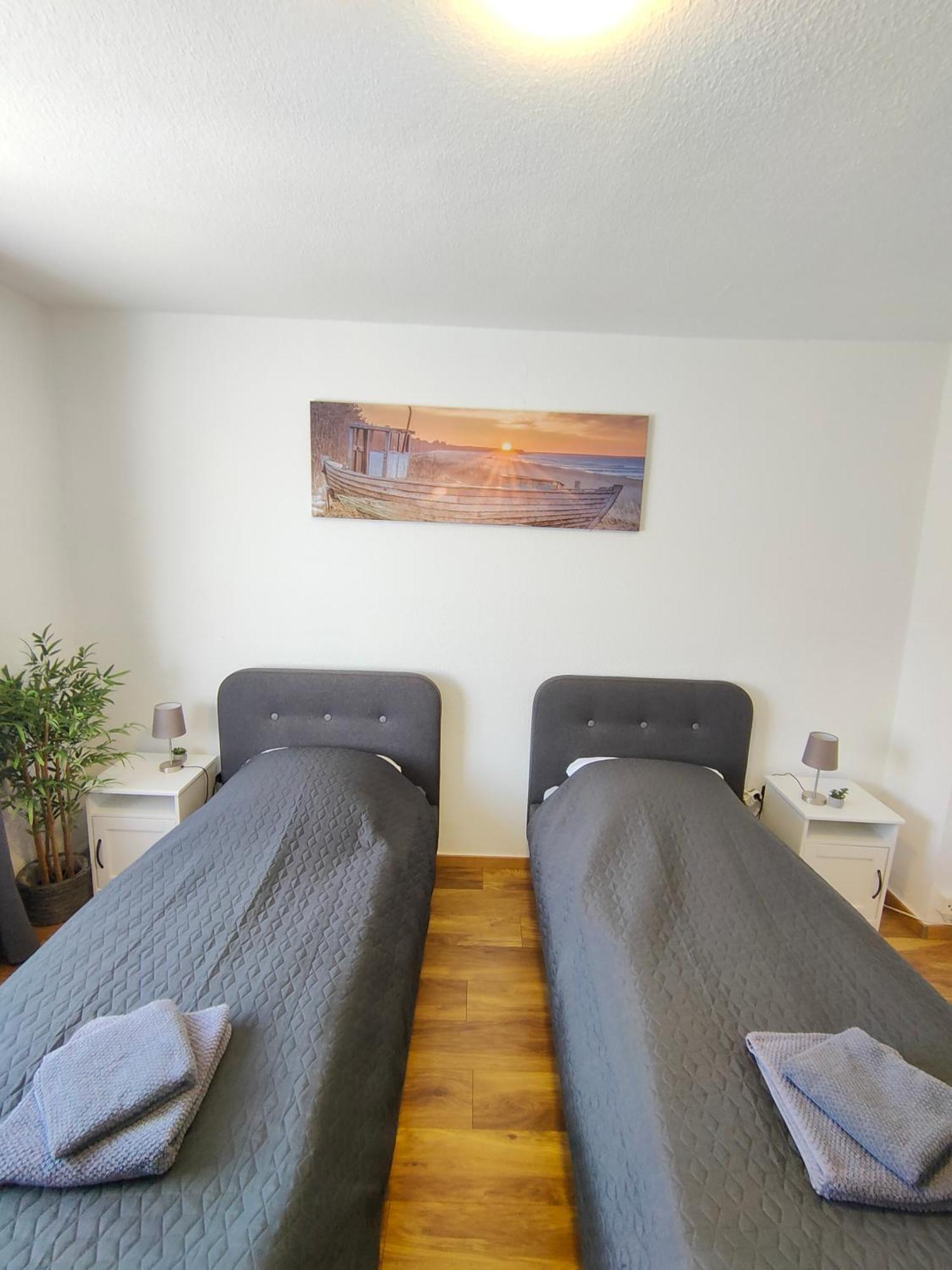 Large Central Apartment - Modern & Fully Equipped - Near Fair Кьолн Екстериор снимка