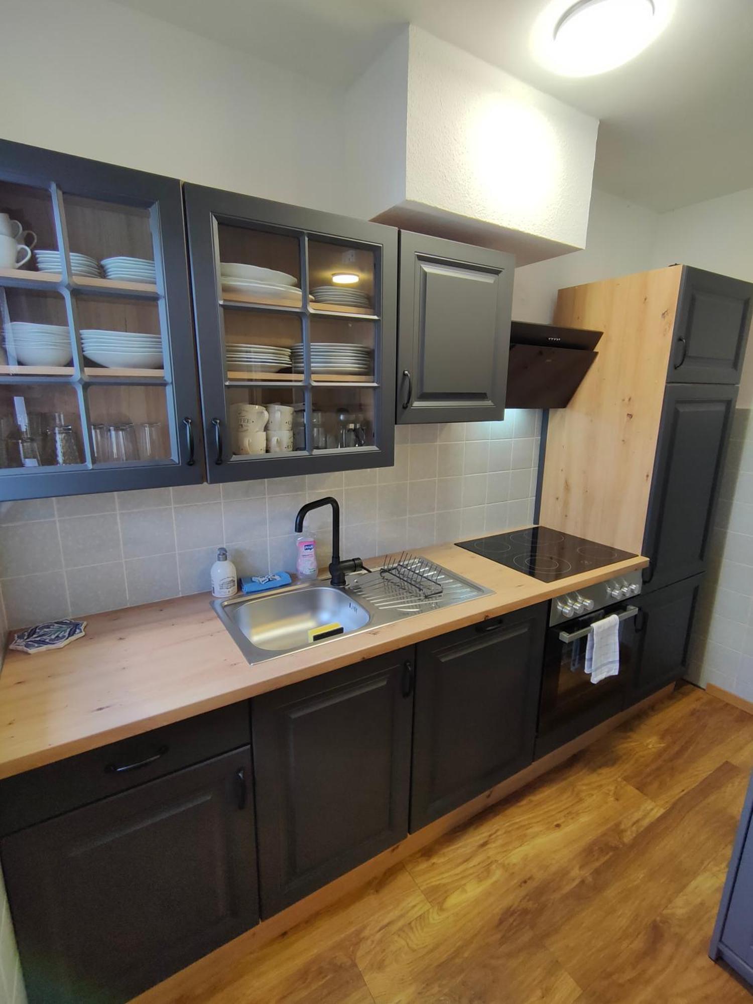 Large Central Apartment - Modern & Fully Equipped - Near Fair Кьолн Екстериор снимка