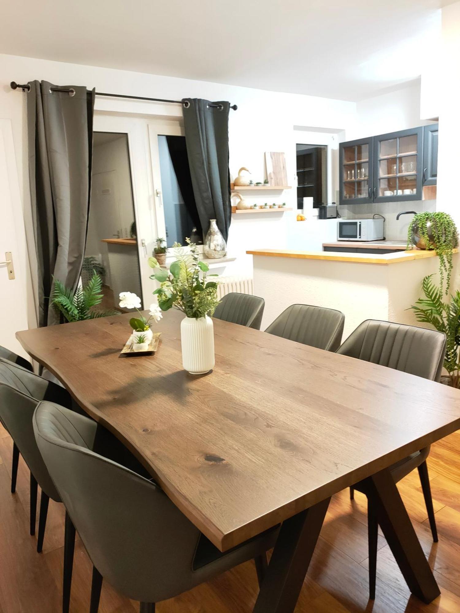 Large Central Apartment - Modern & Fully Equipped - Near Fair Кьолн Екстериор снимка