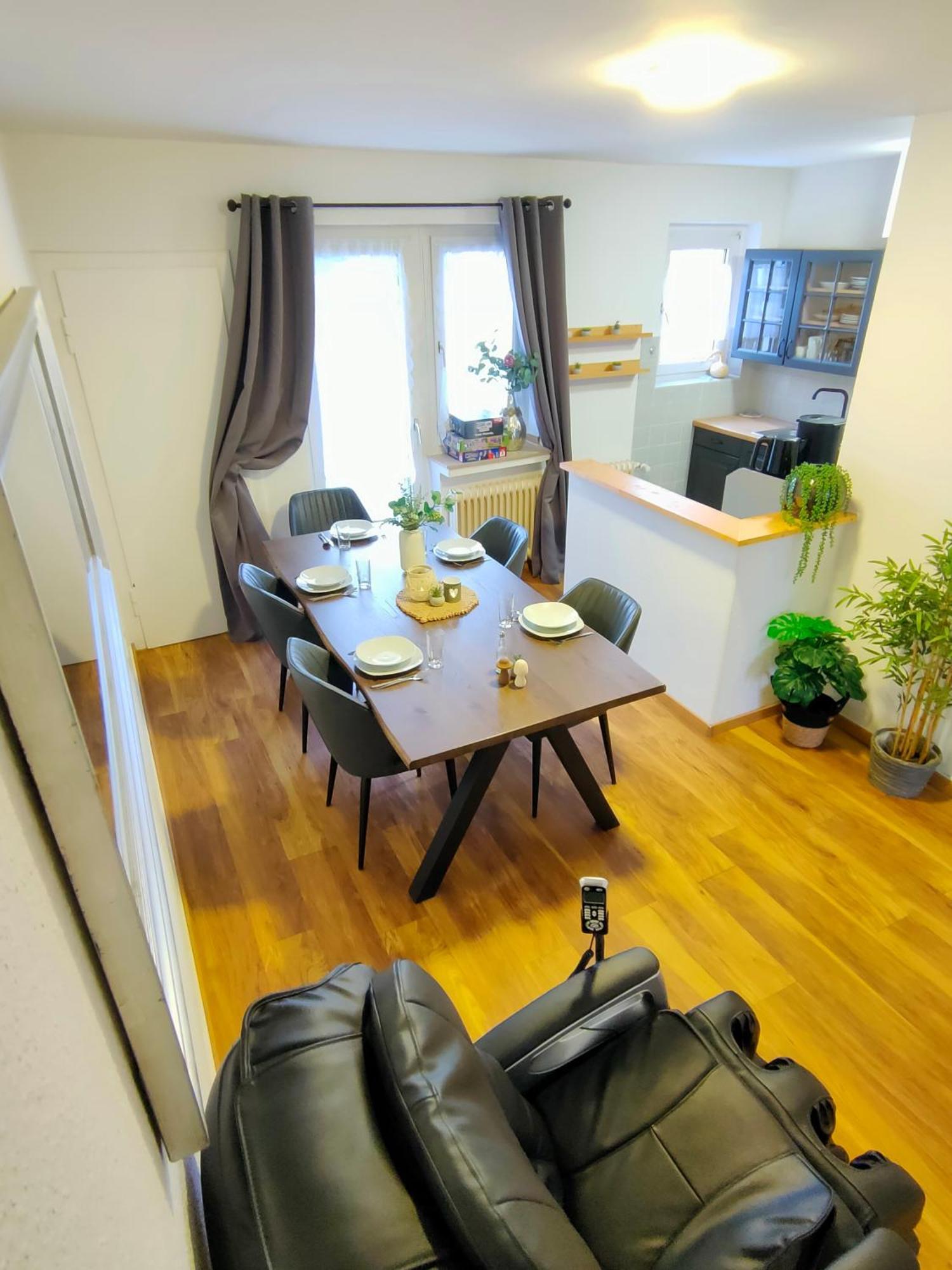 Large Central Apartment - Modern & Fully Equipped - Near Fair Кьолн Екстериор снимка